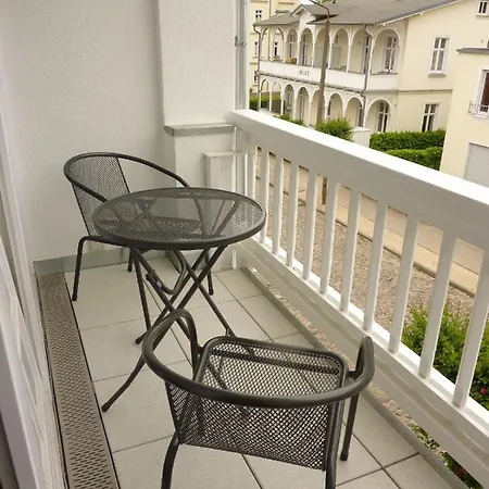 Ostseebad Auf Ruegen Im Haus Baltic 1 Og *